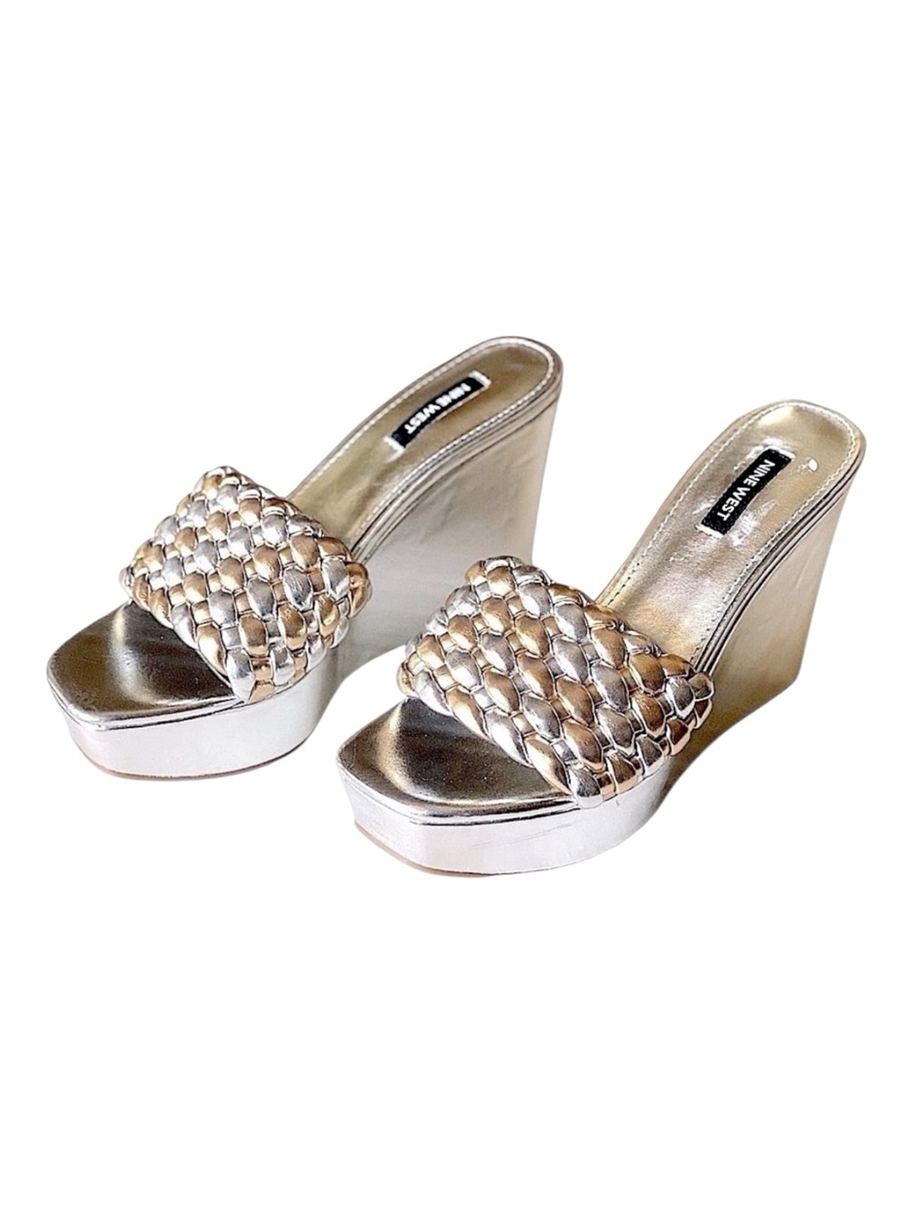 NINE WEST KAT 3 Metallic Silver & Gold Basketweave NWOT - Picture 2 of 11
